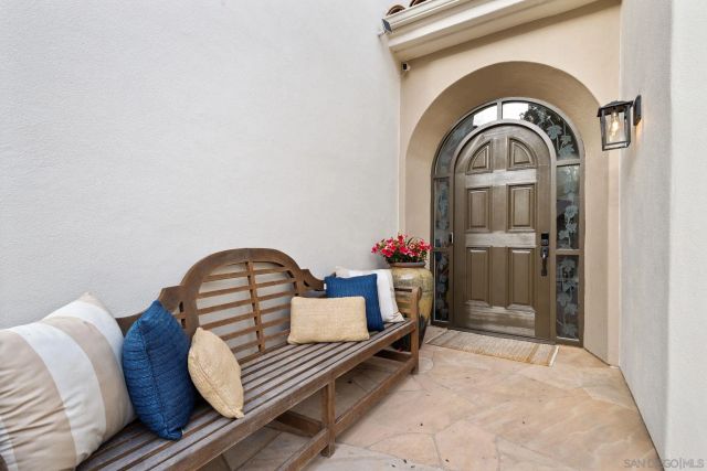 7180 Aviara Drive, Carlsbad, CA 92011