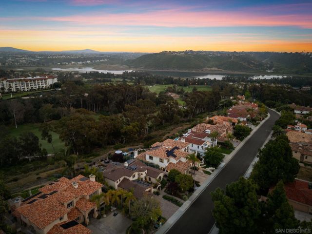 7180 Aviara Drive, Carlsbad, CA 92011
