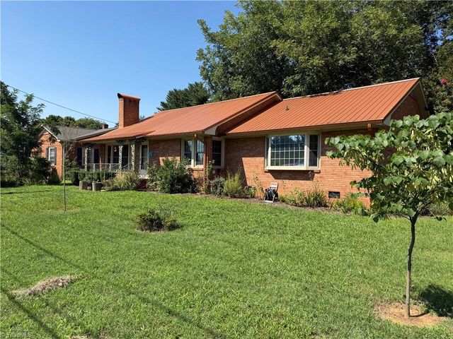 232 5th Street, Lexington, NC 27292