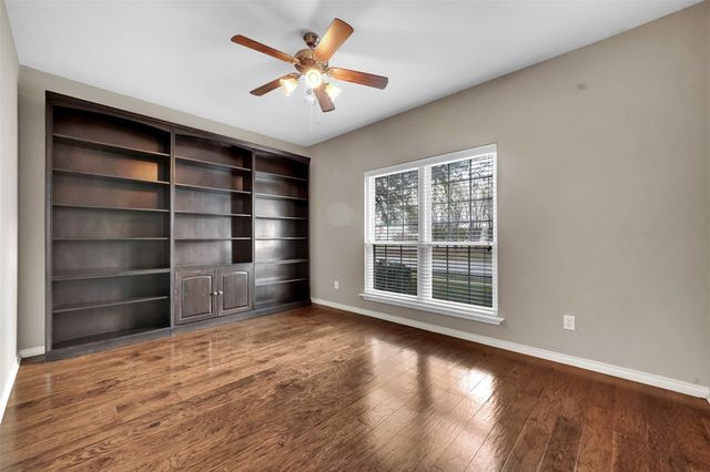 3305 Silver Springs Way, Rowlett, TX 75089