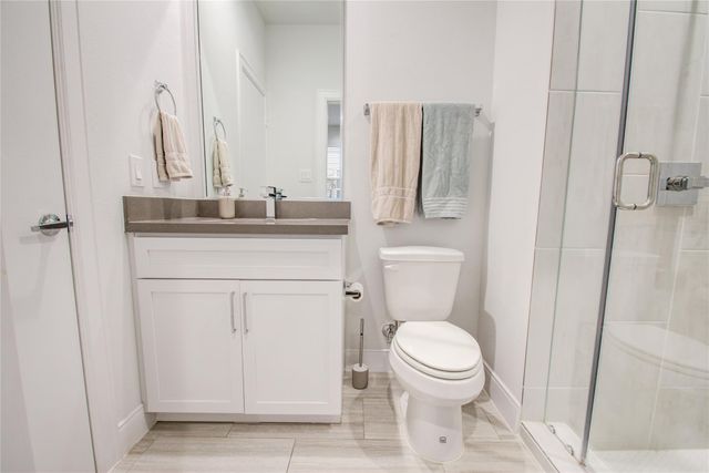 2717 Eado Grove Lane, Houston, TX 77003