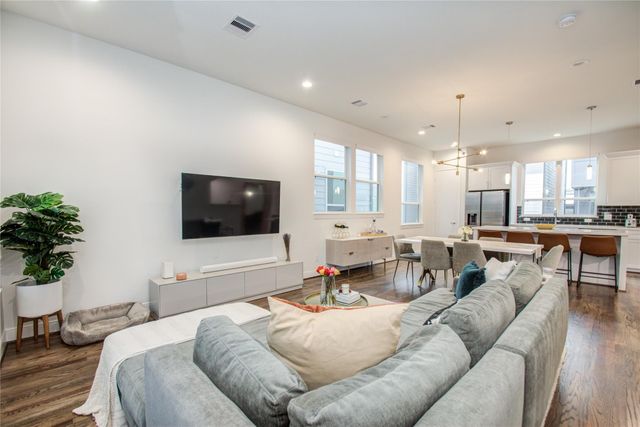 2717 Eado Grove Lane, Houston, TX 77003