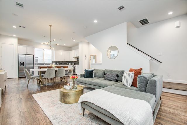 2717 Eado Grove Lane, Houston, TX 77003