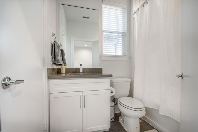 2717 Eado Grove Lane, Houston, TX 77003