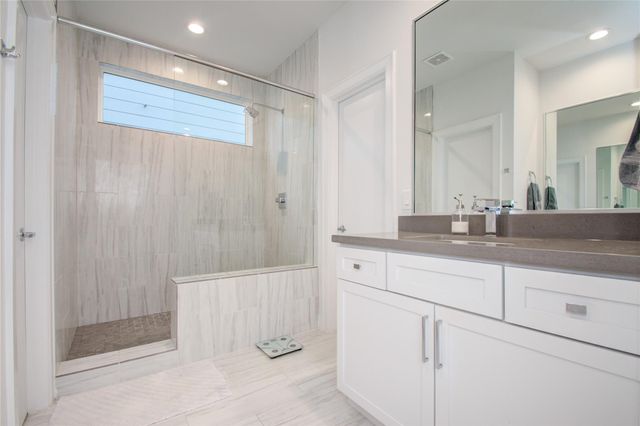 2717 Eado Grove Lane, Houston, TX 77003