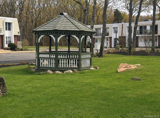 51 Rocky Point Yaphank Rd Road 8, Rocky Point, NY 11778