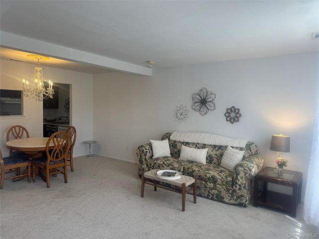 51 Rocky Point Yaphank Rd Road 8, Rocky Point, NY 11778