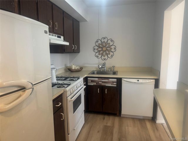 51 Rocky Point Yaphank Rd Road 8, Rocky Point, NY 11778