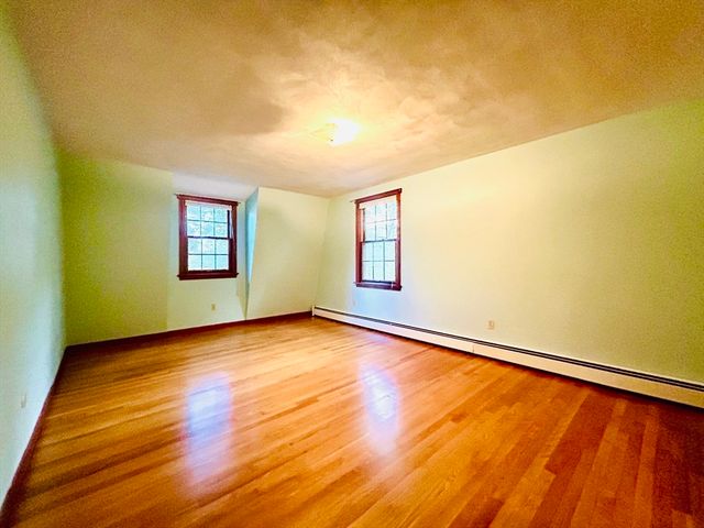 53 Appletree Ln, Holden, MA 01520