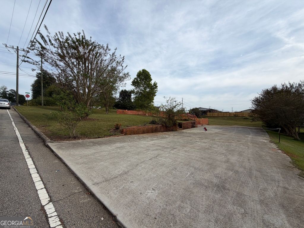 2 Colonial Drive, Newnan, GA 30263 — photo 3