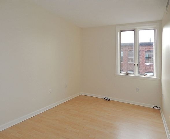 10 Rogers St. 416, Cambridge, MA 02142