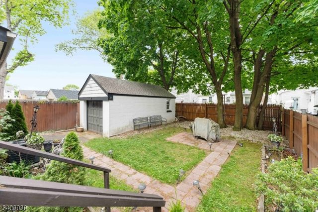 420 Hollywood Ave, Hillside Twp., NJ 07205