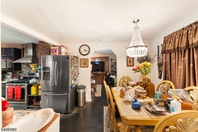 420 Hollywood Ave, Hillside Twp., NJ 07205