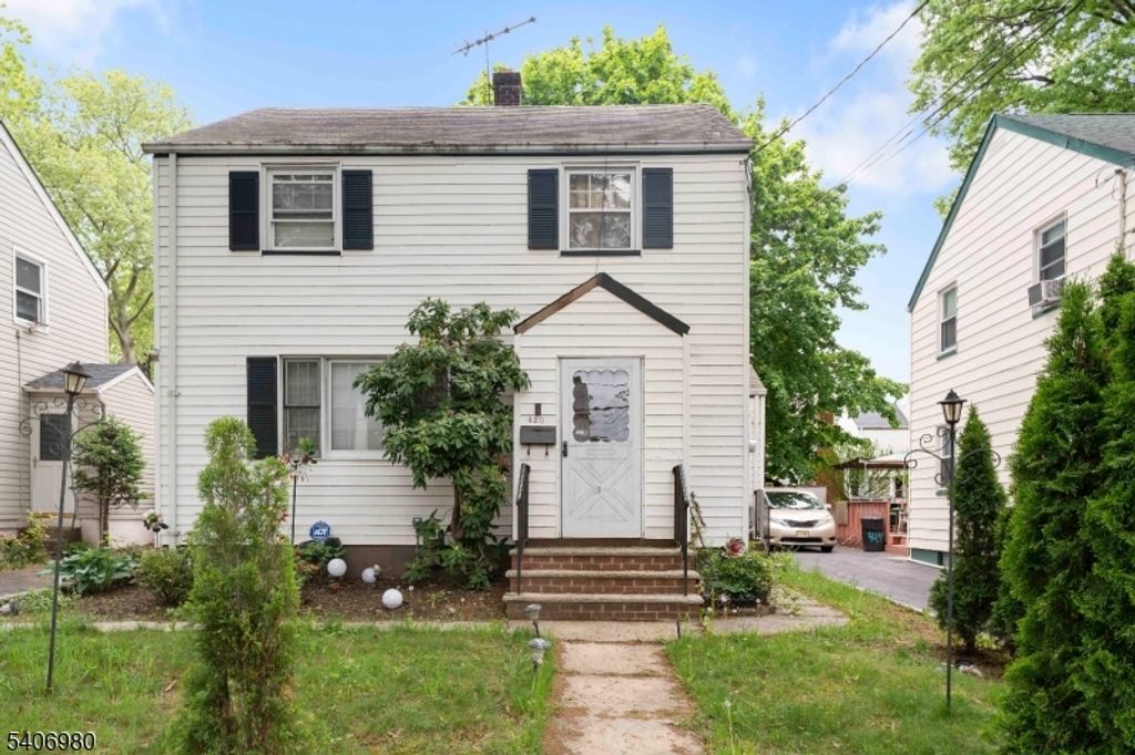 420 Hollywood Ave, Hillside Twp., NJ 07205