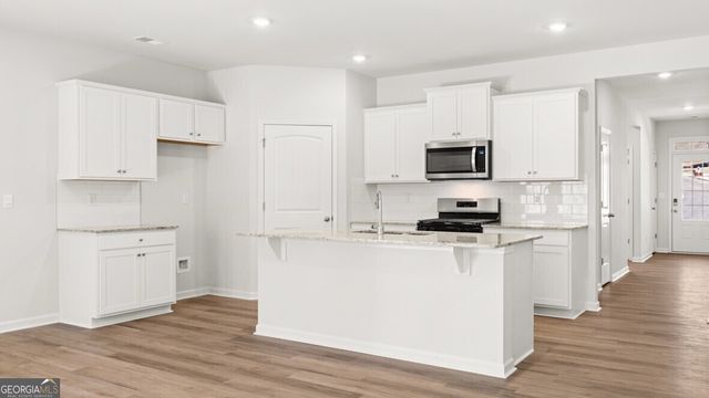 6067 Muirfield Point, Union City, GA 30213