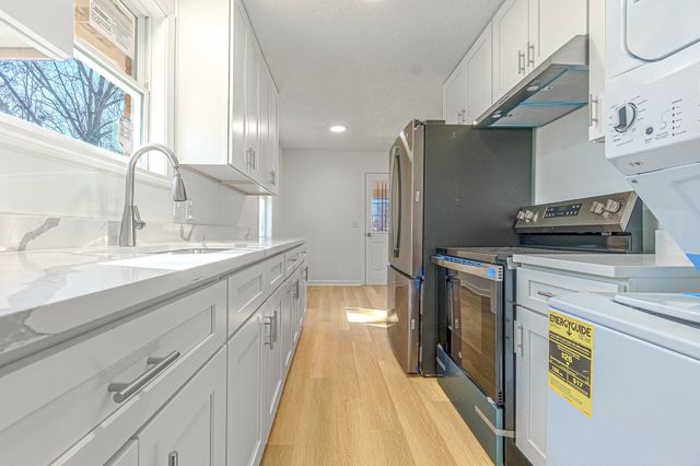 1165 ERMON RD, Bolivar, TN 38008