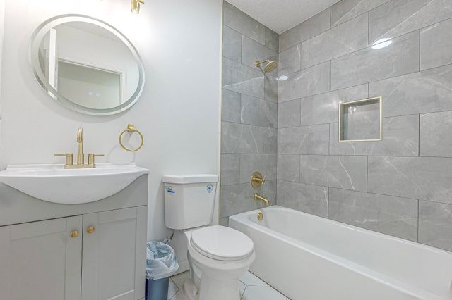 1165 ERMON RD, Bolivar, TN 38008