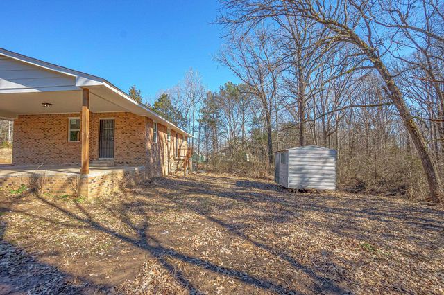 1165 ERMON RD, Bolivar, TN 38008