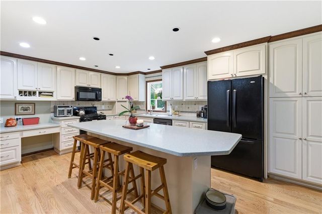 3609 Hermitage Drive, Berkeley Lake, GA 30096