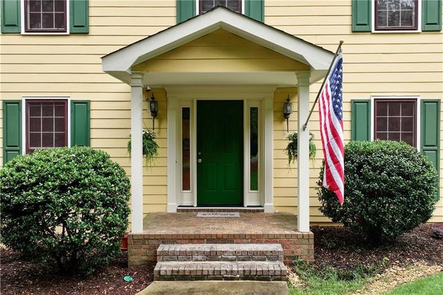 3609 Hermitage Drive, Berkeley Lake, GA 30096