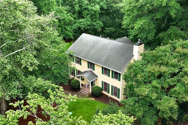 3609 Hermitage Drive, Berkeley Lake, GA 30096