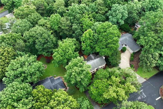 3609 Hermitage Drive, Berkeley Lake, GA 30096