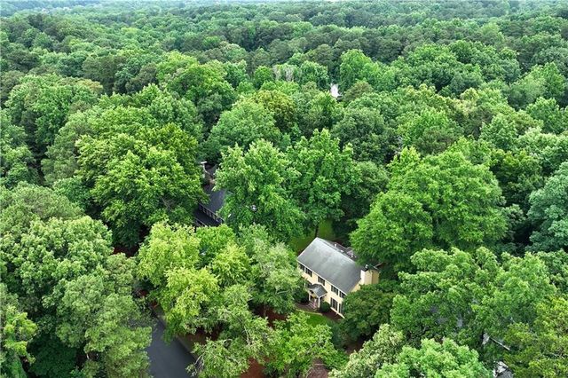 3609 Hermitage Drive, Berkeley Lake, GA 30096