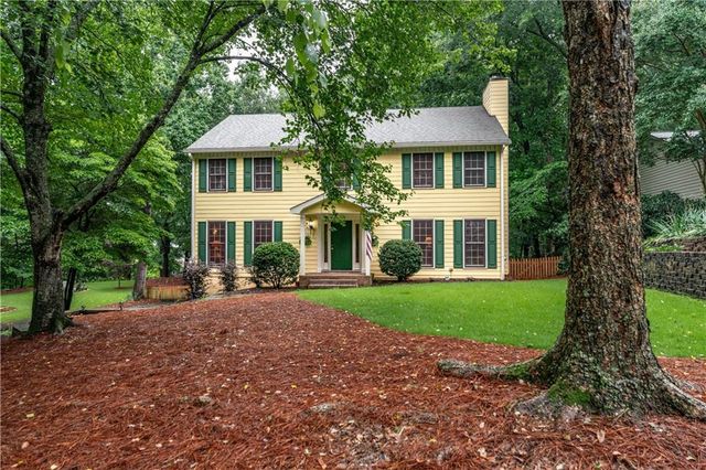 3609 Hermitage Drive, Berkeley Lake, GA 30096