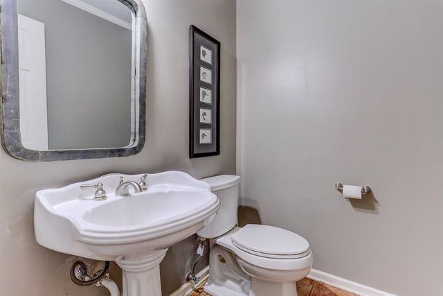 8306 BEEKMAN PL, Germantown, TN 38139