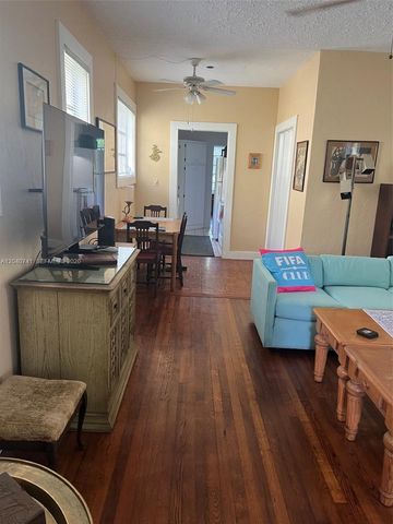 1209 Aguila Avenue, Coral Gables, FL 33134