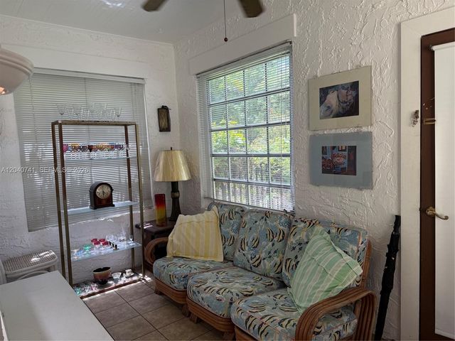 1209 Aguila Avenue, Coral Gables, FL 33134