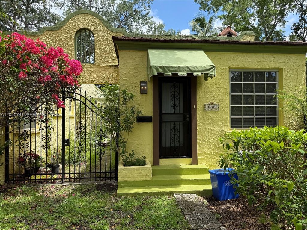 1209 Aguila Avenue, Coral Gables, FL 33134