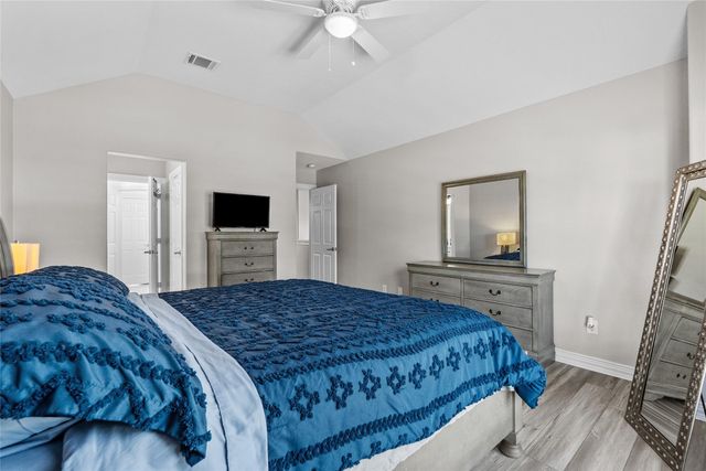 1511 Waterside Drive, League City, TX 77573