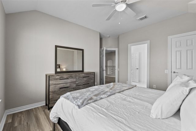 1511 Waterside Drive, League City, TX 77573