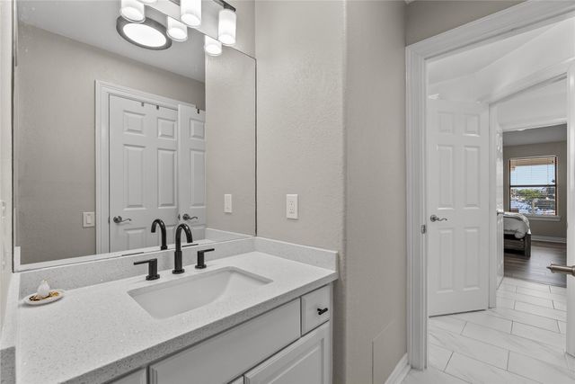 1511 Waterside Drive, League City, TX 77573