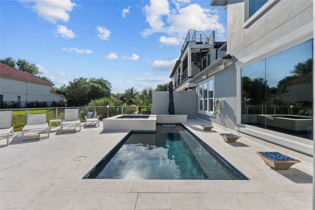 1511 Waterside Drive, League City, TX 77573