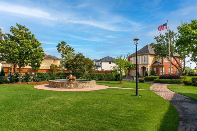 1511 Waterside Drive, League City, TX 77573