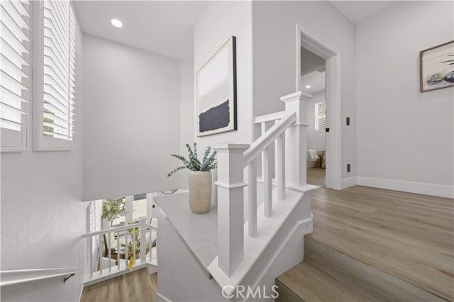 328 Flyers Ln, Tustin, CA 92782
