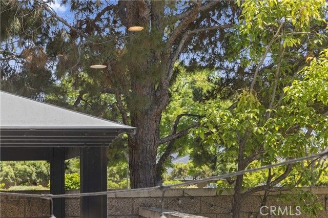 328 Flyers Ln, Tustin, CA 92782