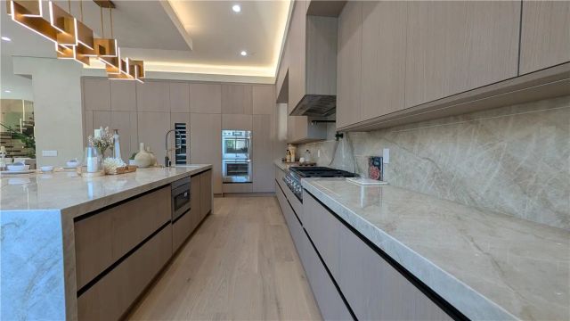 4528 Matilija Avenue, Sherman Oaks, CA 91423