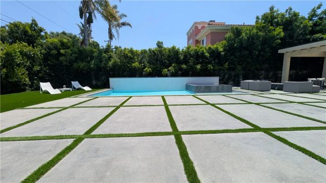 4528 Matilija Avenue, Sherman Oaks, CA 91423