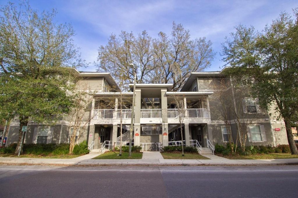 621 SW 10TH STREET 201, Gainesville, FL 32601