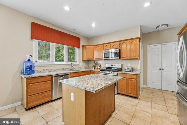 12106 QUICK FOX LN, Bowie, MD 20720