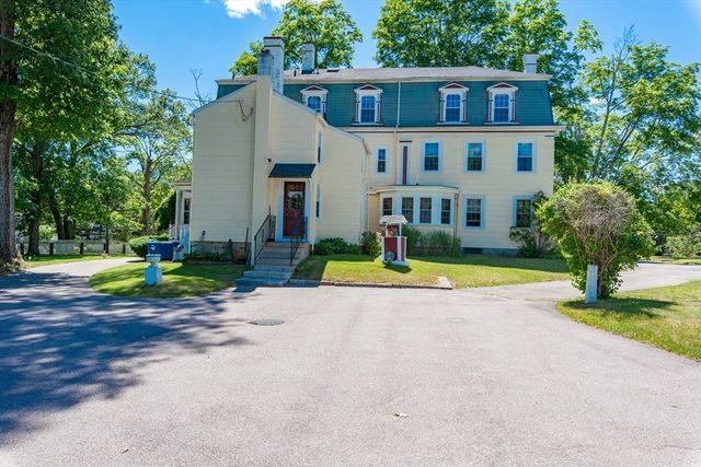 48 Mendon St., Blackstone, MA 01504