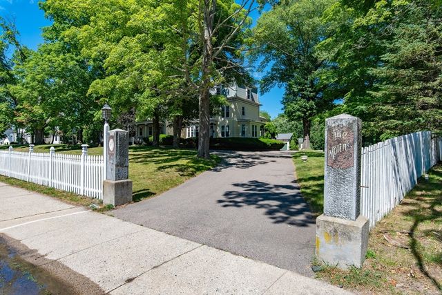 48 Mendon St., Blackstone, MA 01504