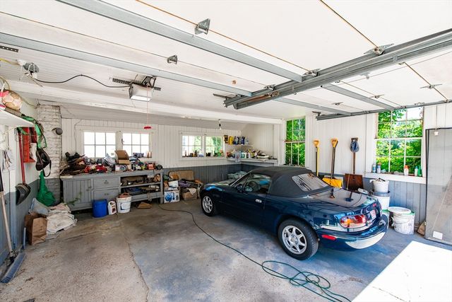 48 Mendon St., Blackstone, MA 01504