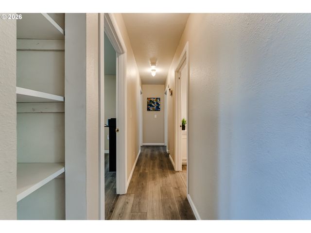 535 RIVER LOOP 2, Eugene, OR 97404