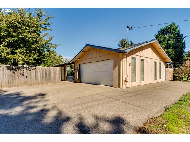 535 RIVER LOOP 2, Eugene, OR 97404