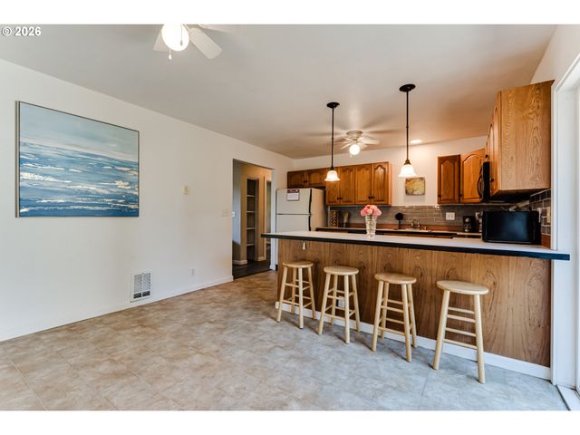 535 RIVER LOOP 2, Eugene, OR 97404