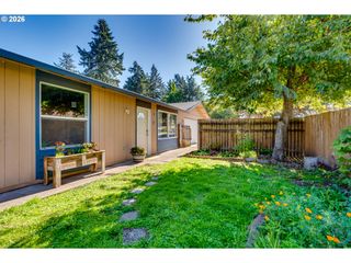 535 RIVER LOOP 2, Eugene, OR 97404